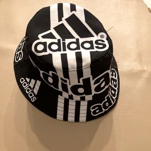 Adidas bucket hat